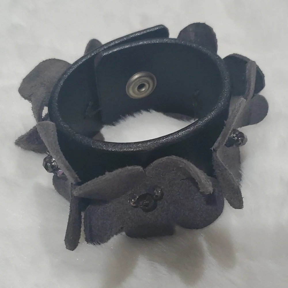 Leather cuff black gray flowers